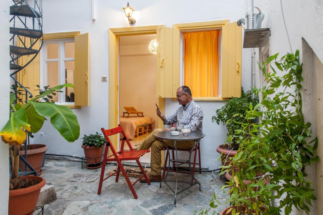Ground In Bohemian Psiri In The Historic Center-in Vivo Athens